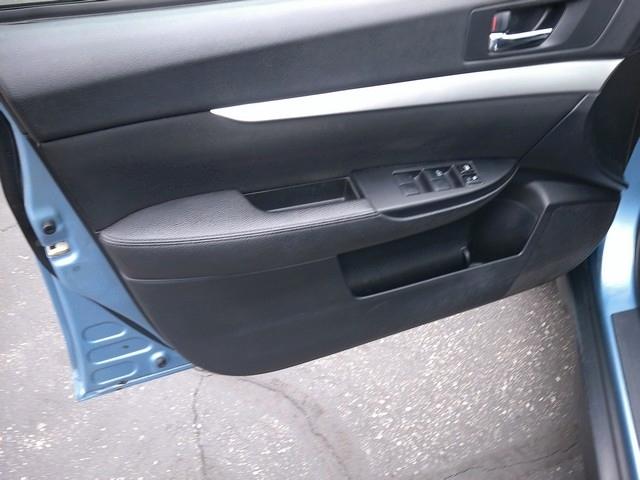 Subaru Outback  2012