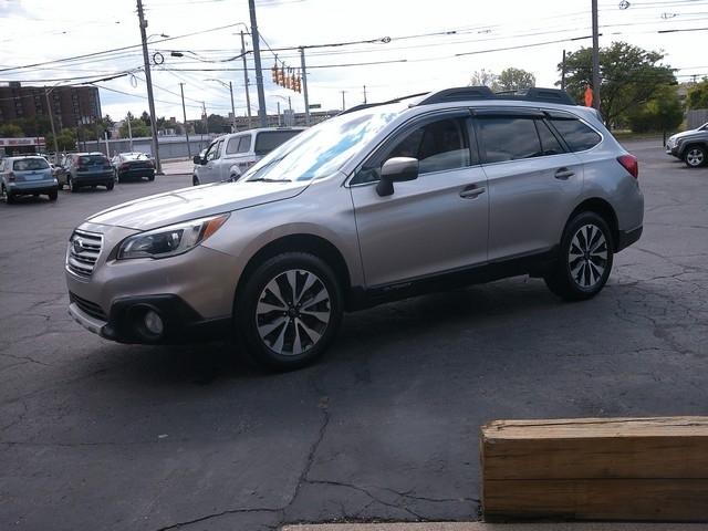 Subaru Outback  2015