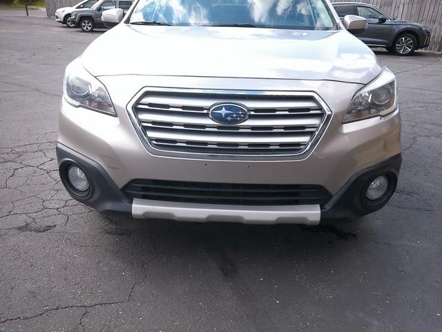 Subaru Outback  2015