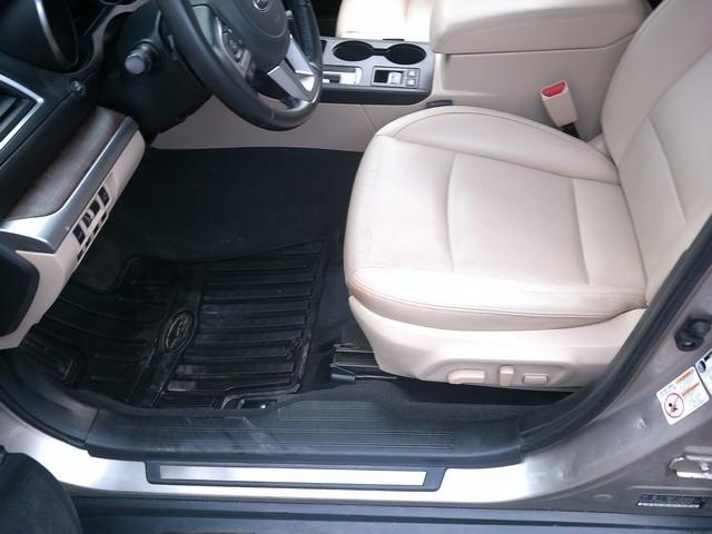 Subaru Outback  2015
