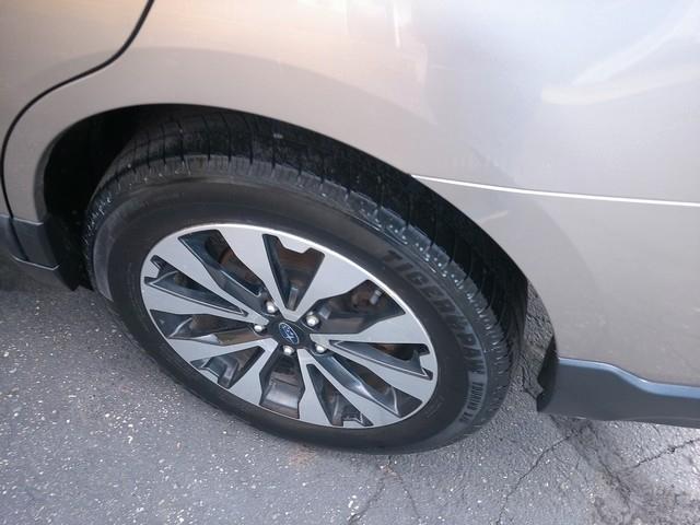Subaru Outback  2015