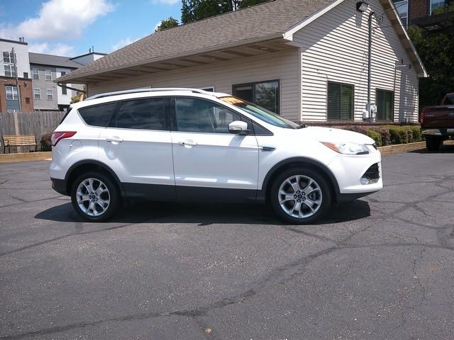 Ford Escape  2015