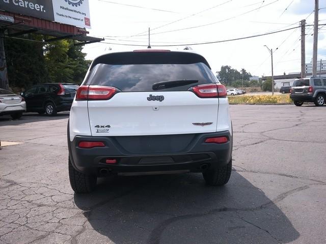 Jeep Cherokee  2016