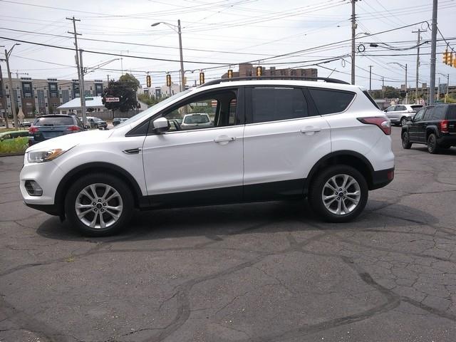 Ford Escape  2017