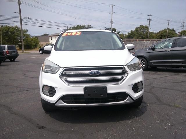 Ford Escape  2017