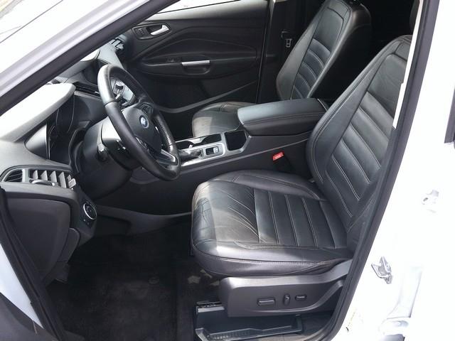 Ford Escape  2017