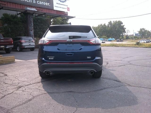 Ford Edge  2016