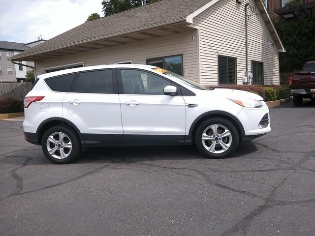Ford Escape  2014