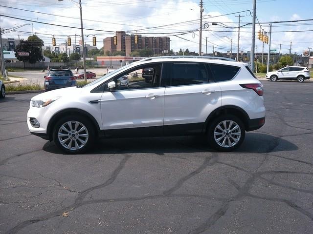 Ford Escape  2017