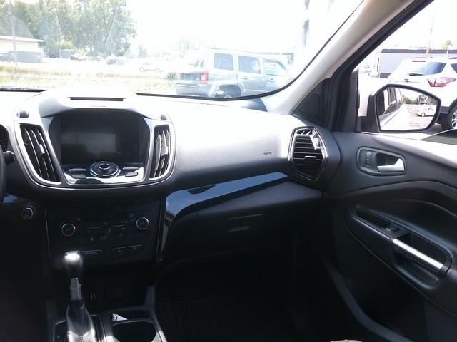 Ford Escape  2017