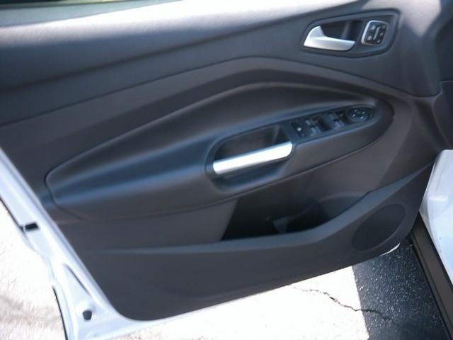 Ford Escape  2017