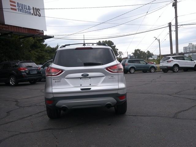 Ford Escape  2013