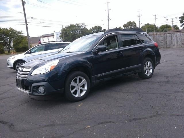 Subaru Outback  2013