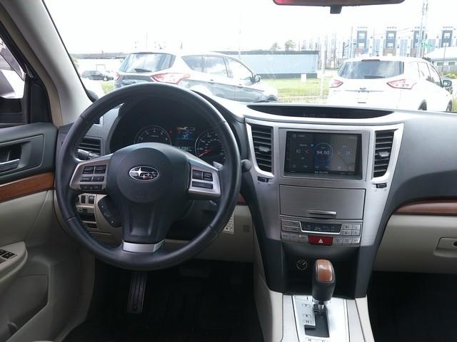 Subaru Outback  2013