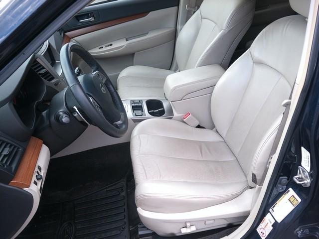Subaru Outback  2013