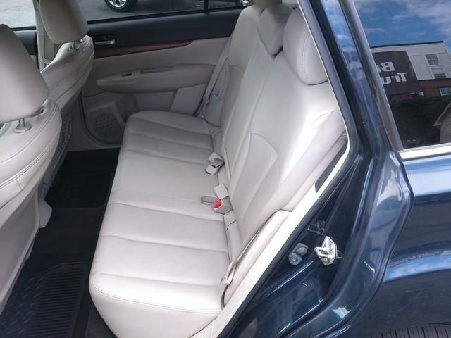 Subaru Outback  2013