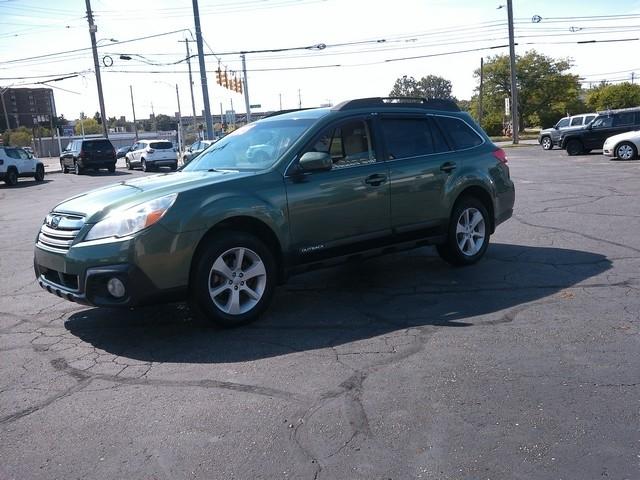 Subaru Outback  2013