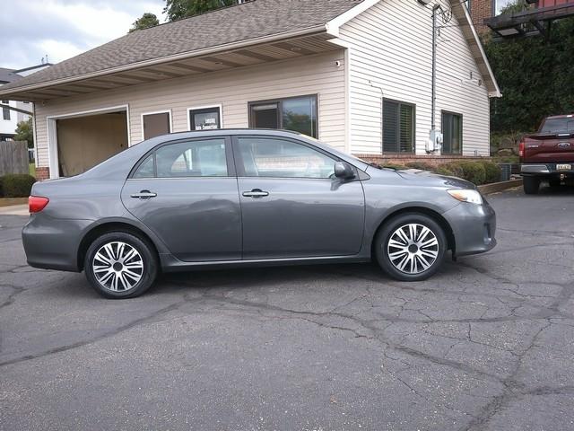 Toyota Corolla  2013