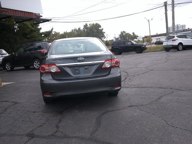 Toyota Corolla  2013