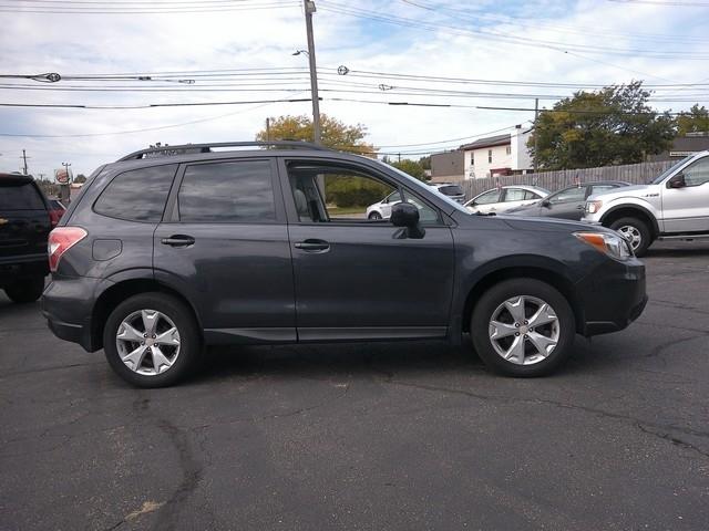 Subaru Forester  2016