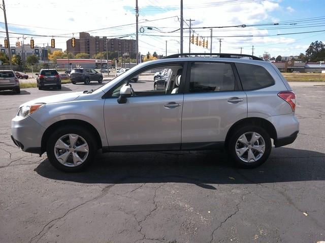 Subaru Forester  2016