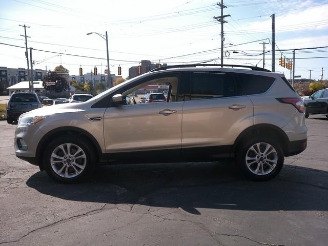 Ford Escape  2017