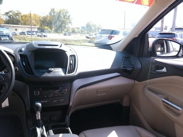 Ford Escape  2017