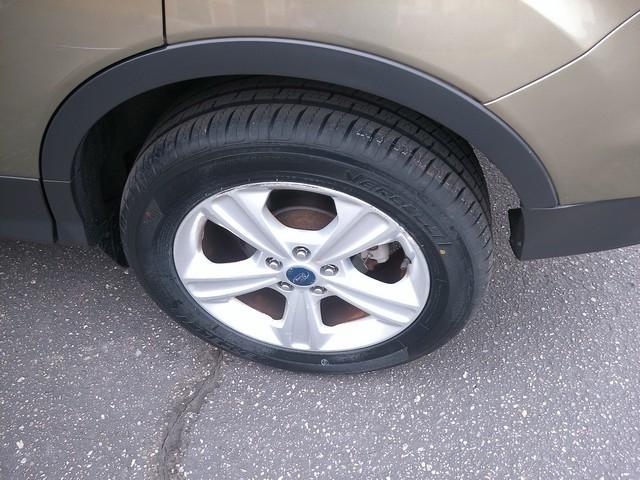 Ford Escape photo 15