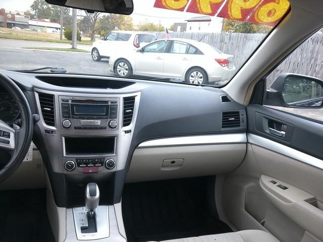Subaru Outback  2013