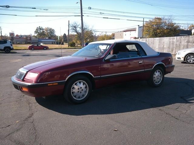 Chrysler LeBaron  1989