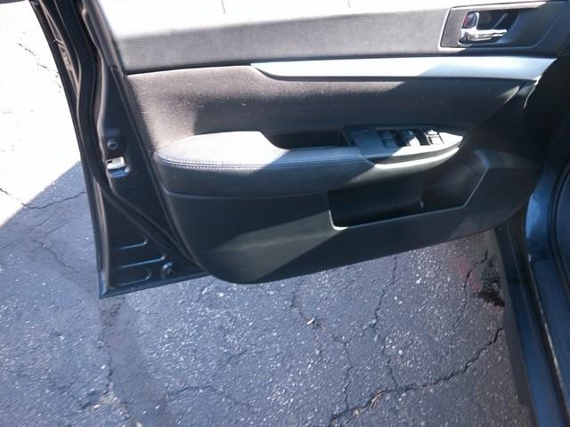 Subaru Outback  2012