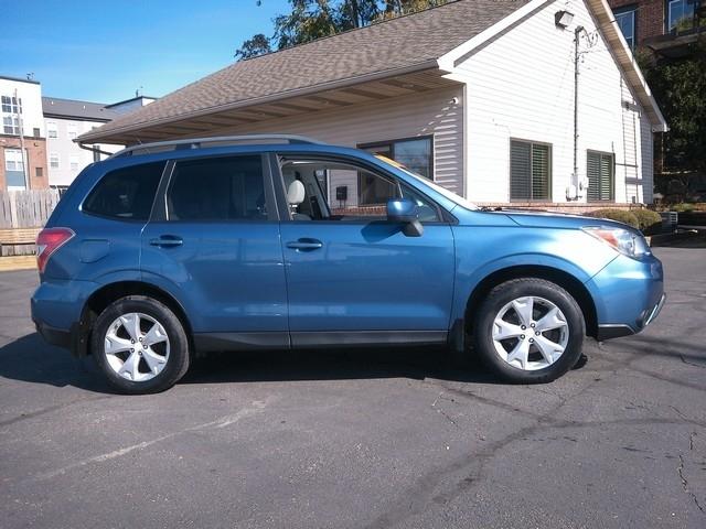 Subaru Forester  2015