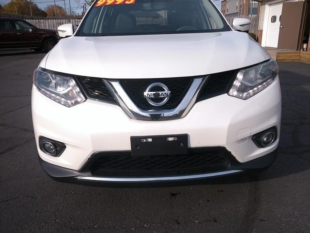 Nissan Rogue  2015