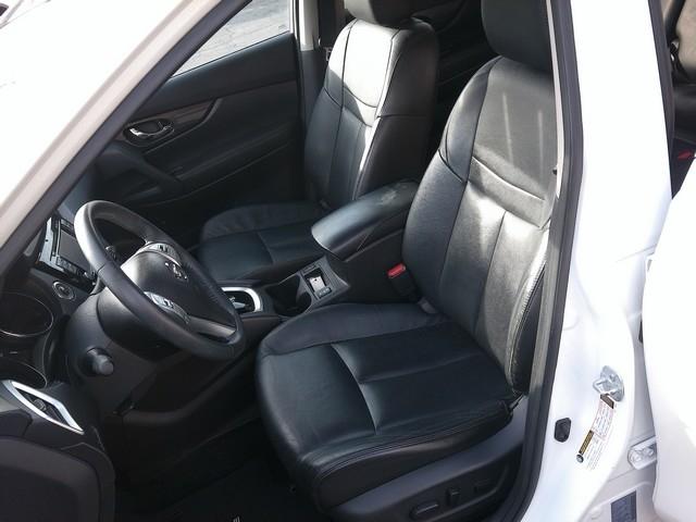 Nissan Rogue  2015