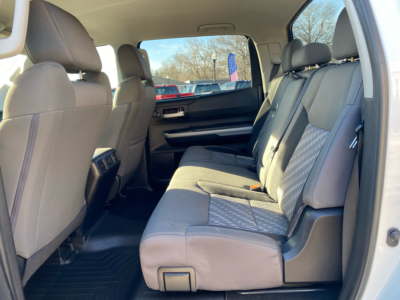 Toyota Tundra 4WD  2019