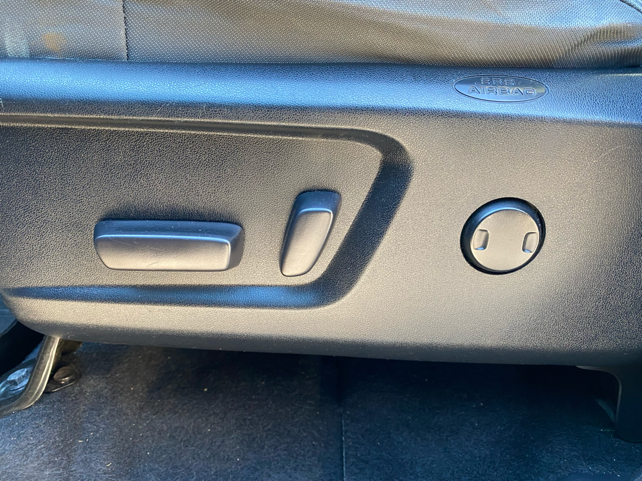 Toyota Tundra 4WD  2019