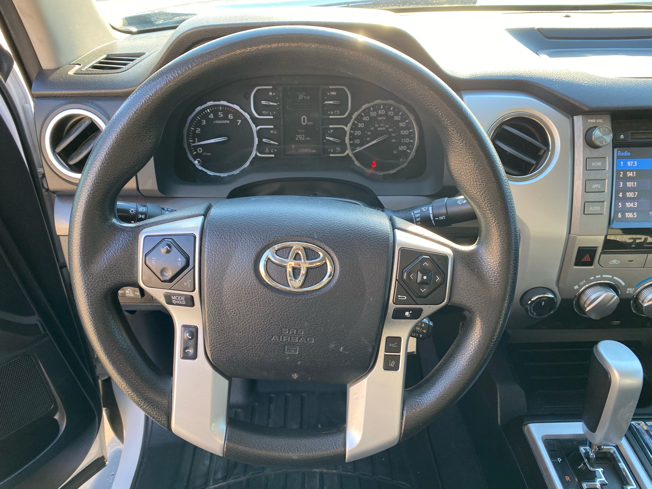 Toyota Tundra 4WD  2019