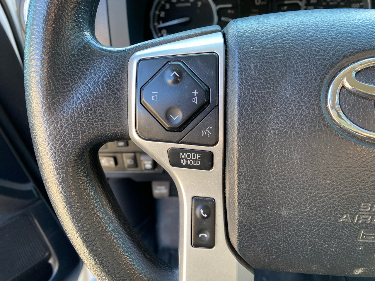 Toyota Tundra 4WD  2019