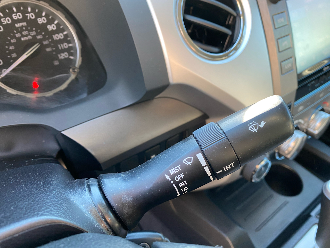 Toyota Tundra 4WD  2019