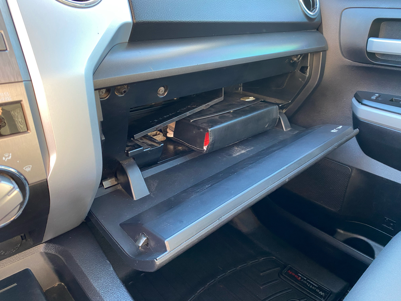 Toyota Tundra 4WD  2019