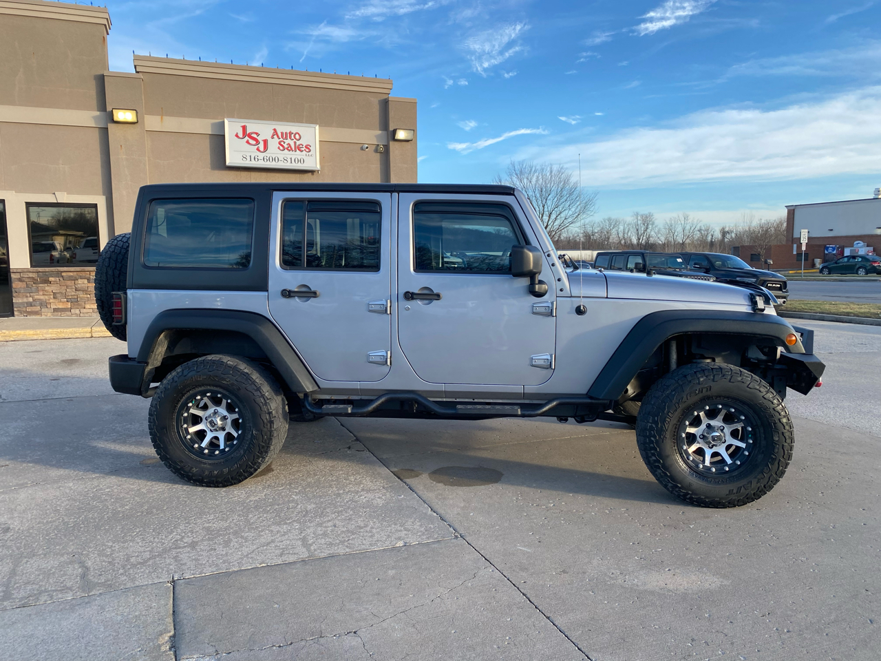 Jeep Wrangler Unlimited 4WD 4dr Sport 2015