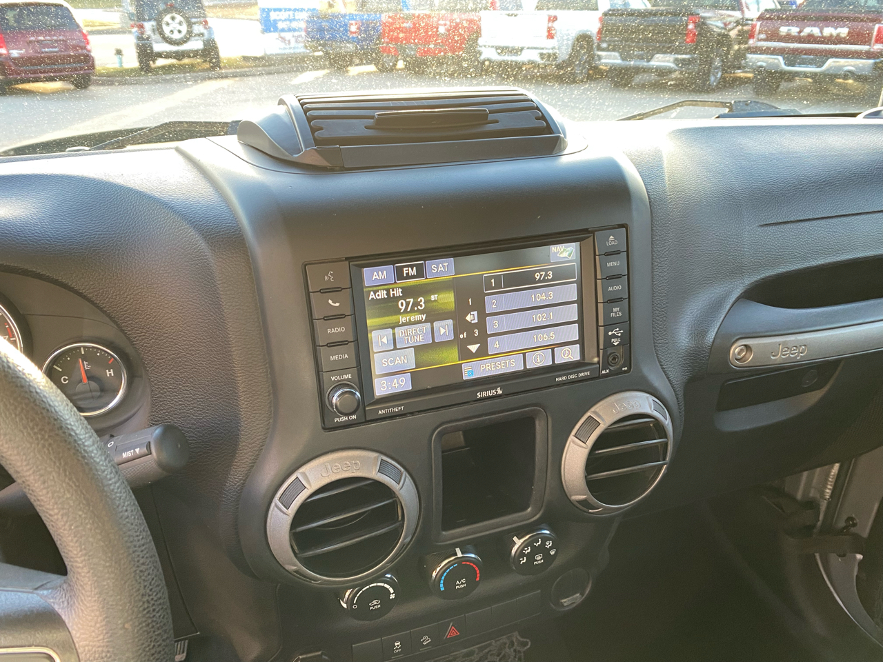 Jeep Wrangler Unlimited 4WD 4dr Sport 2015