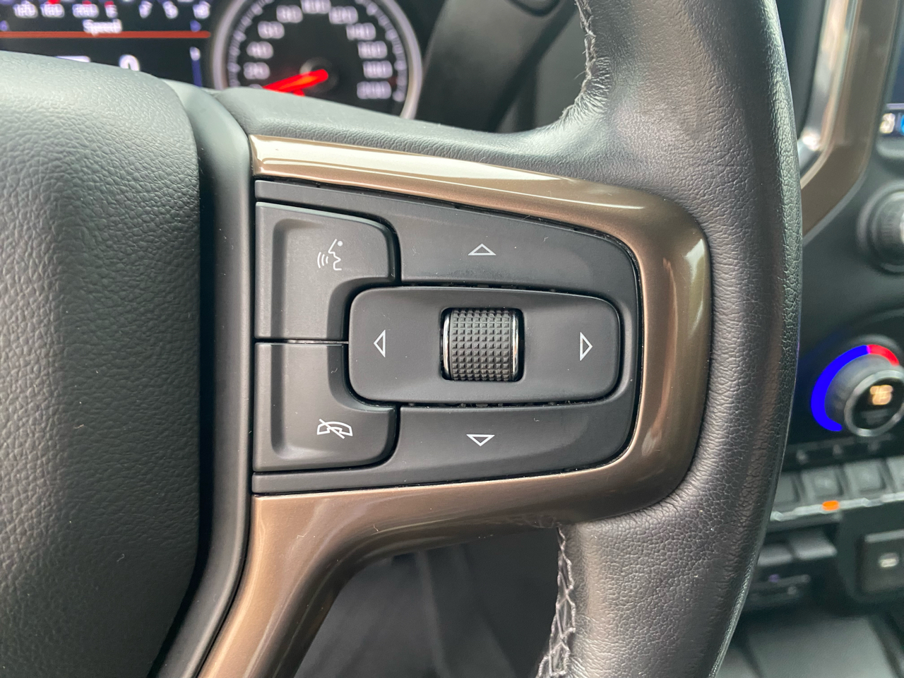 Chevrolet Silverado 1500 High Country Crew Cab 4WD 2020 Chevrolet Silverado 1500 High Country Crew Cab 4WD 2020