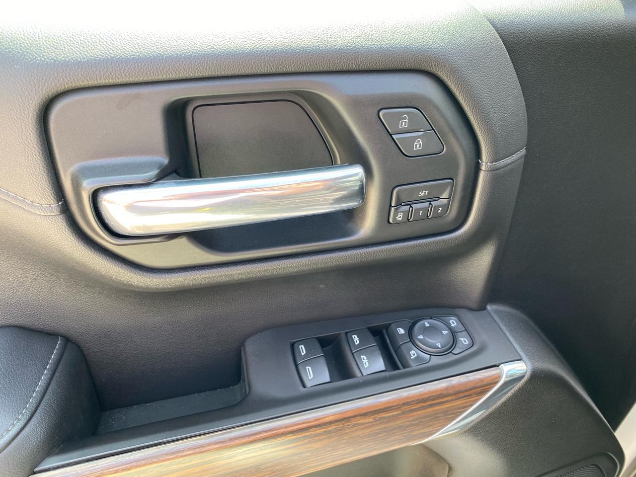 Chevrolet Silverado 1500 High Country Crew Cab 4WD 2020