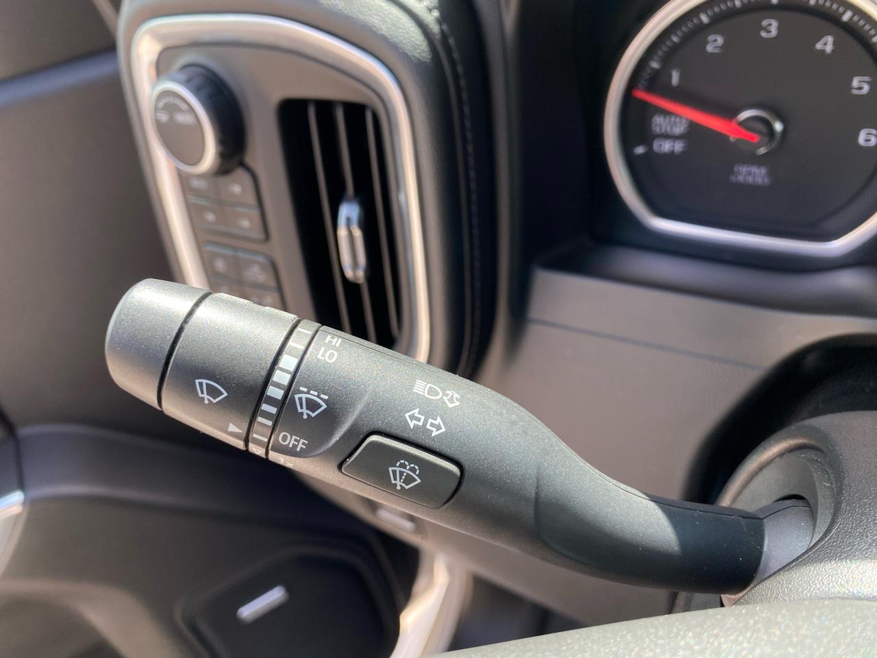 Chevrolet Silverado 1500 High Country Crew Cab 4WD 2020