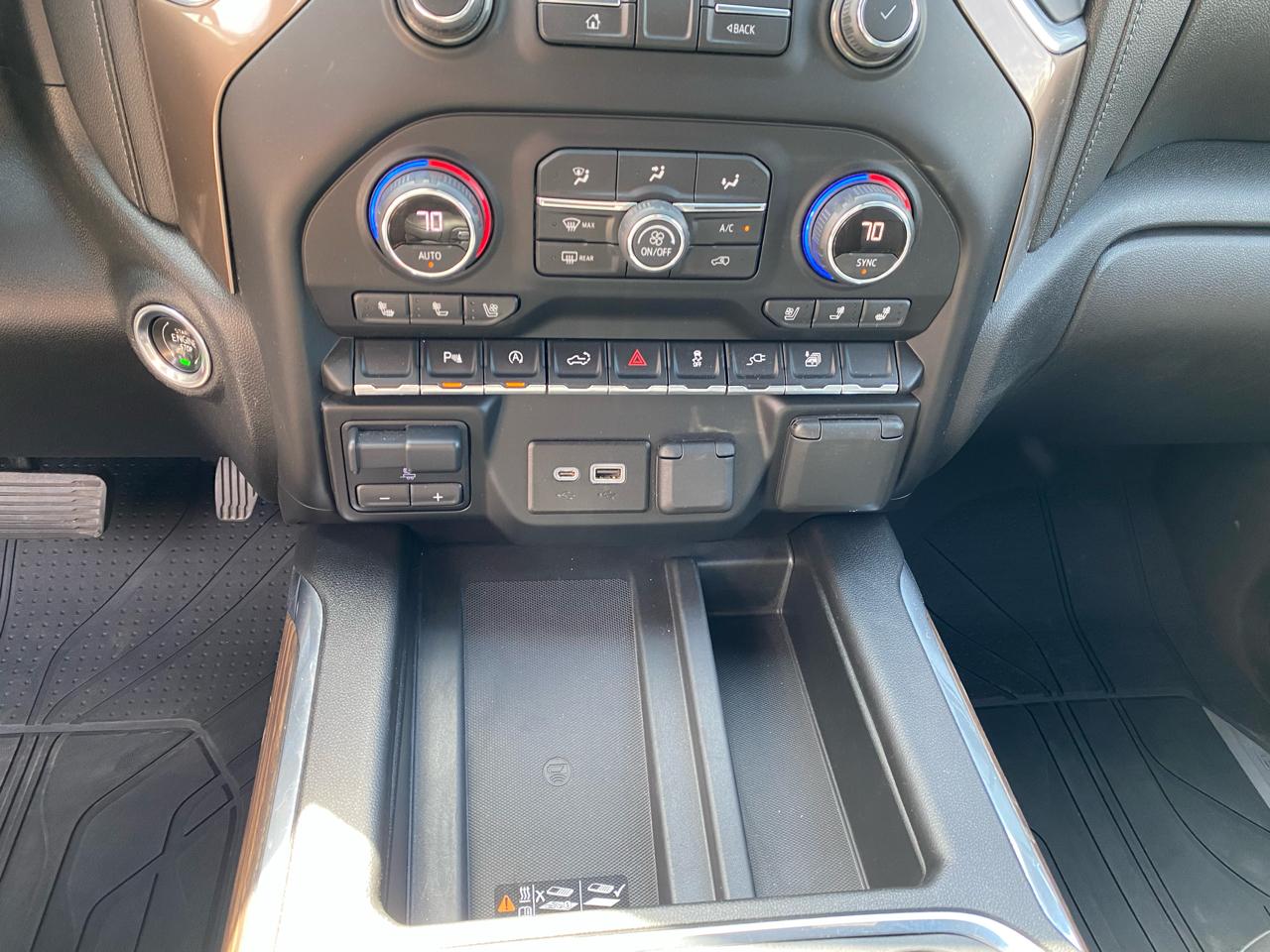 Chevrolet Silverado 1500 High Country Crew Cab 4WD 2020