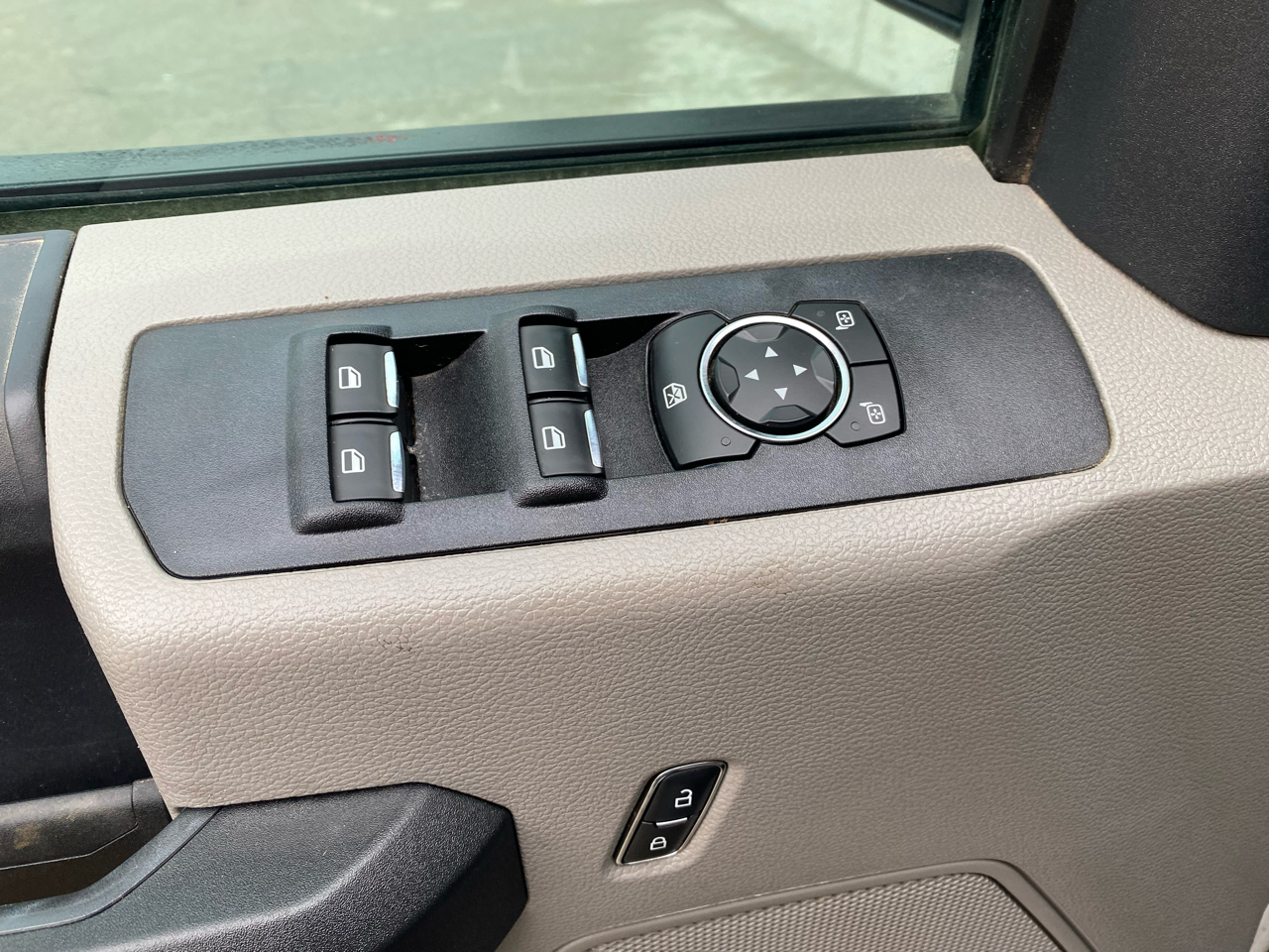 Ford Super Duty F-250 SRW  2022