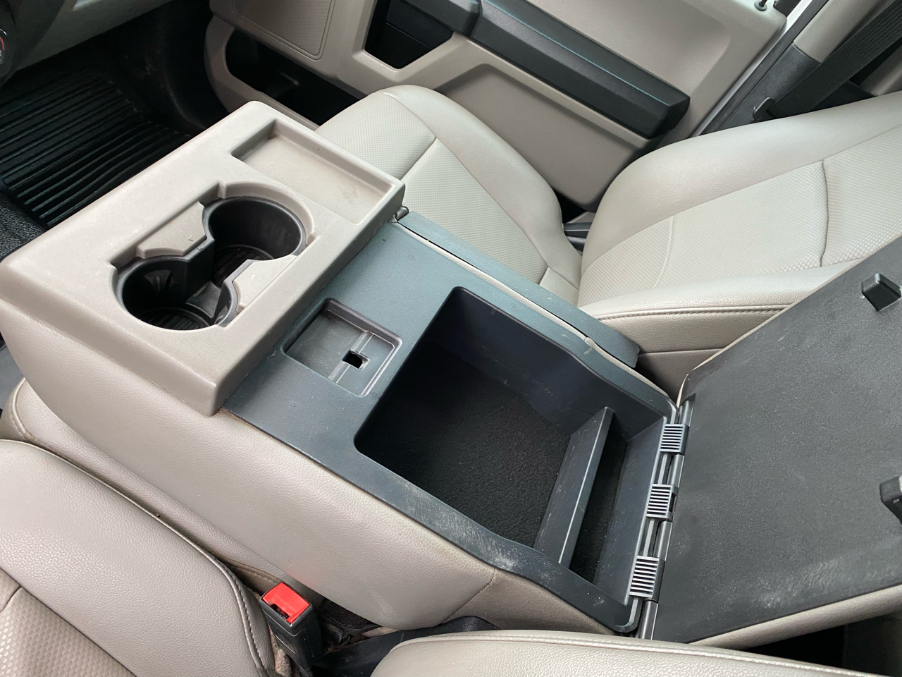 Ford Super Duty F-250 SRW  2022