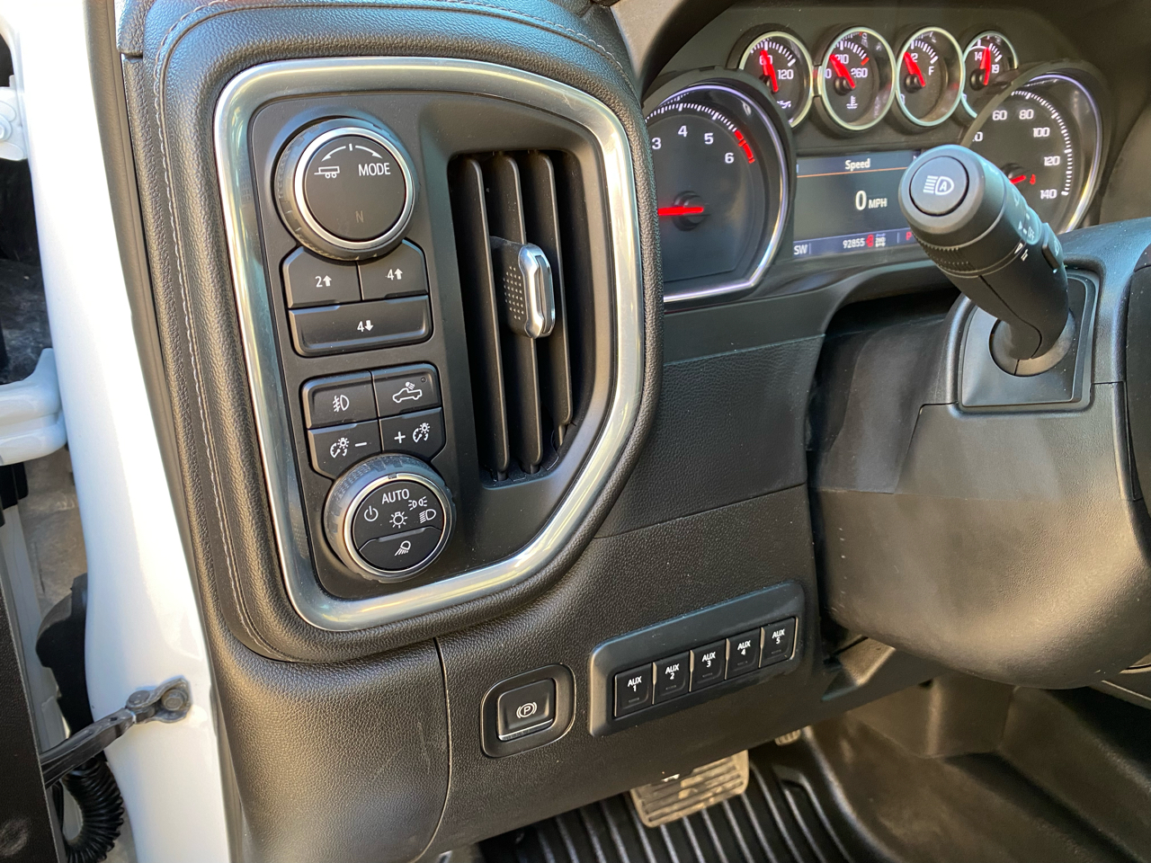 Chevrolet Silverado 2500HD 4WD Crew Cab 159" LT 2022