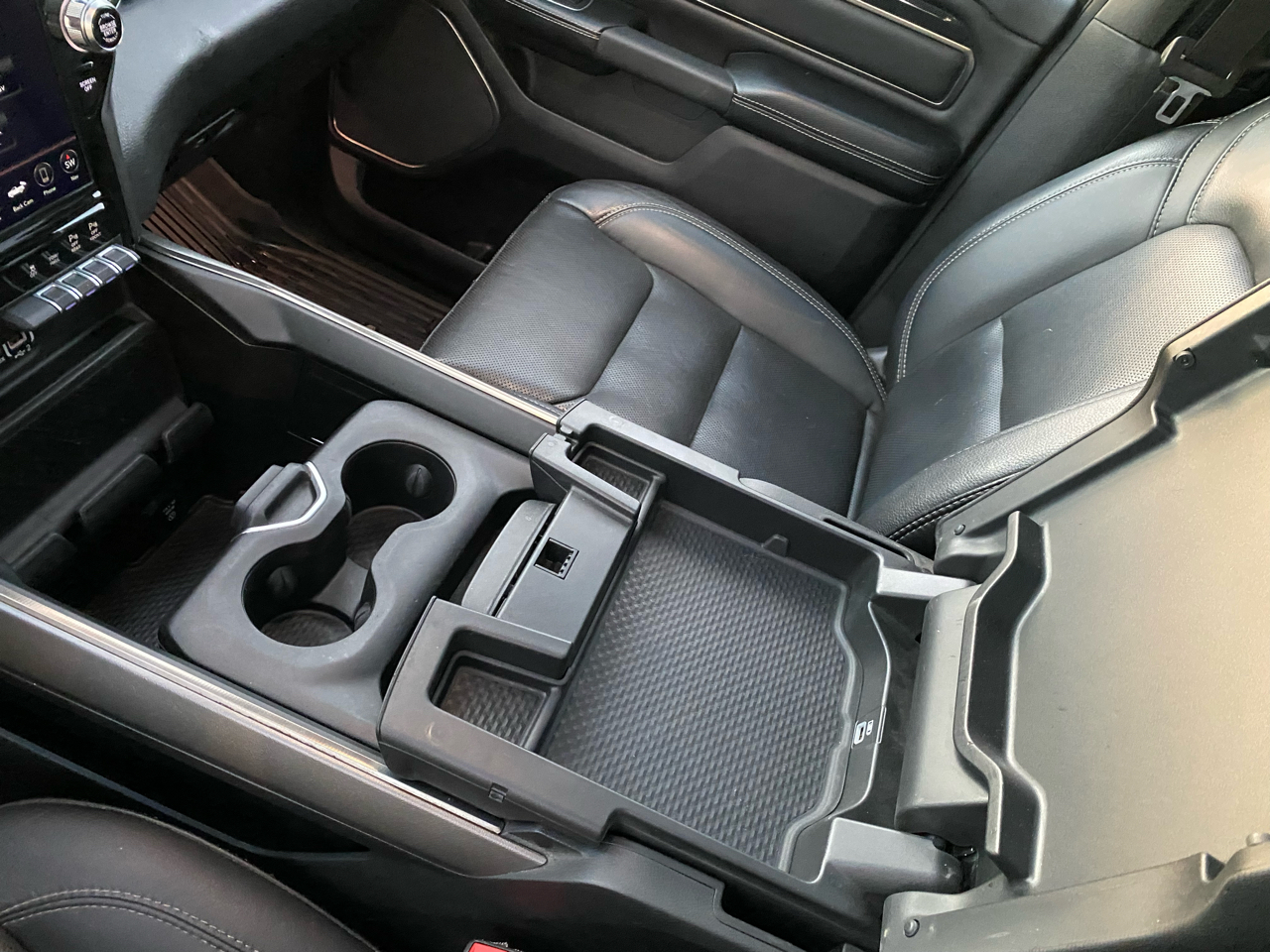 RAM 1500 Rebel 4x4 Crew Cab 5'7" Box 2020